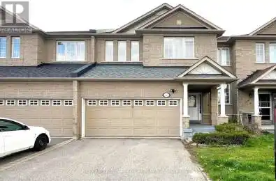 143 Circle Aurora Ontario L4G7N8