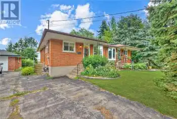 1439 STATION Street, Fonthill, Ontario L0S1E0, 2 Bedrooms Bedrooms, ,2 BathroomsBathrooms,All Houses,For Sale,STATION,40636595