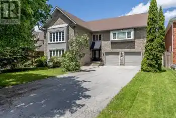 913 Tegal Place, Newmarket (Stonehaven-Wyndham), Ontario L3X1L3, 4 Bedrooms Bedrooms, ,4 BathroomsBathrooms,All Houses,For Sale,Tegal,N9265485