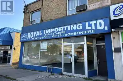 2933 Dufferin Street Toronto (Yorkdale-Glen Park) Ontario M6B3S7