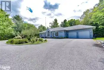 4 BEECHWOOD Crescent, Oro-Medonte, Ontario L0L1T0, 3 Bedrooms Bedrooms, ,3 BathroomsBathrooms,All Houses,For Sale,BEECHWOOD,40637369