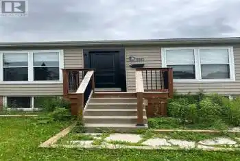 86 COMMERFORD Street, Thorold (Confederation Heights), Ontario L2V4R1, 1 Bedroom Bedrooms, ,2 BathroomsBathrooms,All Houses,For Rent,COMMERFORD,X9266554