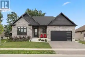 131 Ronnies Way, Wellington North (Mount Forest), Ontario N0G2L2, 4 Bedrooms Bedrooms, ,3 BathroomsBathrooms,All Houses,For Sale,Ronnies,X9268073