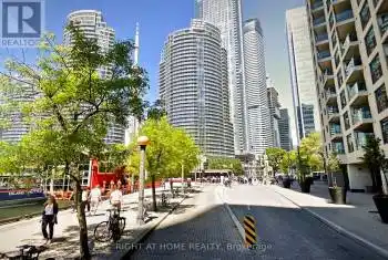 99 Harbour Square Unit# 3312, Toronto (Waterfront Communities), Ontario M5J2H2, 2 Bedrooms Bedrooms, ,2 BathroomsBathrooms,Condo,For Sale,Harbour,C9268664