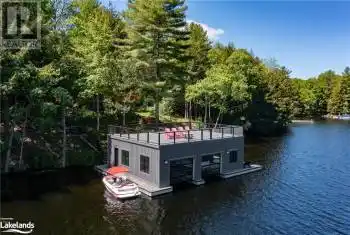 22 TAYLOR ISLAND Unit# 22, Gravenhurst, Ontario P1P1R2, 4 Bedrooms Bedrooms, ,2 BathroomsBathrooms,All Houses,For Sale,TAYLOR ISLAND,40637645