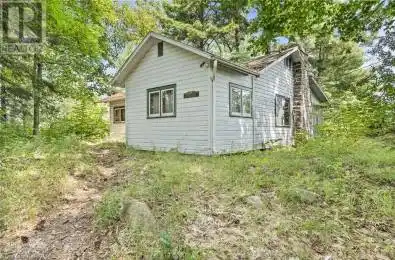 1326 RIDGE Lane Seeleys Bay Ontario K0H2N0