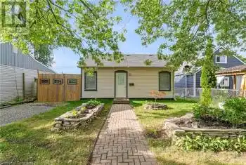 361 Simpson Avenue, Welland, Ontario L3B4Z1, 2 Bedrooms Bedrooms, ,2 BathroomsBathrooms,All Houses,For Sale,Simpson,X9269797