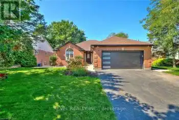 26 Oakridge Boulevard, Pelham, Ontario L0S1E5, 4 Bedrooms Bedrooms, ,3 BathroomsBathrooms,All Houses,For Sale,Oakridge,X9270664