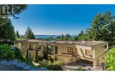 2780 ROSEBERY Avenue West Vancouver British Columbia V7V3A2