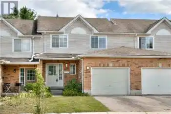 389 LAUREL GATE Drive, Waterloo, Ontario N2T2S6, 3 Bedrooms Bedrooms, ,3 BathroomsBathrooms,All Houses,For Sale,LAUREL GATE,40638462