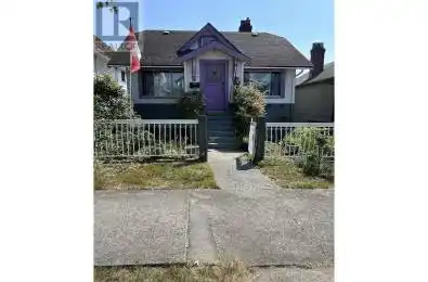 3474 FRANKLIN Street Vancouver British Columbia V5K1Y3