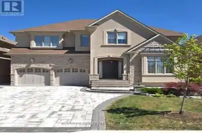 33 Berkshire Crescent Markham (Angus Glen) Ontario L6C0P5