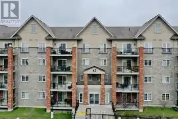 43 Ferndale Drive Unit# 104, Barrie (Ardagh), Ontario L4N5W6, ,1 BathroomBathrooms,Condo,For Sale,Ferndale,S9282741