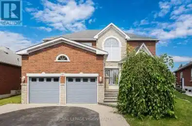 43 Crescent Whitby Ontario L1R2T6