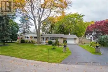 1 LAKEWOOD Crescent, Port Colborne, Ontario L3K2S9, 3 Bedrooms Bedrooms, ,2 BathroomsBathrooms,All Houses,For Sale,LAKEWOOD,40638908