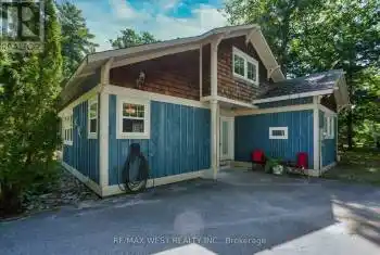 11 Rosemary Road, Tiny, Ontario L0L2T0, 6 Bedrooms Bedrooms, ,2 BathroomsBathrooms,All Houses,For Sale,Rosemary,S9282605