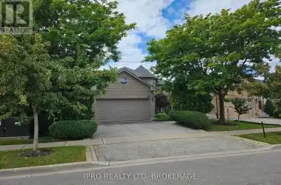 135 Michelle Drive Vaughan (East Woodbridge) Ontario L4L9E1