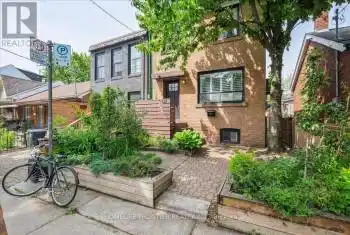 122 Manning Avenue Unit# BSMNT, Toronto (Trinity-Bellwoods), Ontario M6J2K5, 1 Bedroom Bedrooms, ,1 BathroomBathrooms,All Houses,For Rent,Manning,C9284298