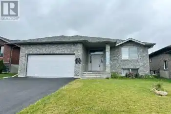 12 Liberty Cres, Quinte West, Ontario K8V 0G2, 2 Bedrooms Bedrooms, 12 Rooms Rooms,3 BathroomsBathrooms,All Houses,Rented,Liberty,X9294647