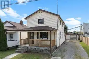 112 CLARA Street, Thorold, Ontario L2V1K1, 3 Bedrooms Bedrooms, ,1 BathroomBathrooms,All Houses,For Sale,CLARA,40638913