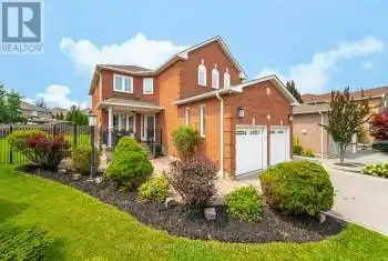 71 Klamath Court, Vaughan (Maple), Ontario L6A2L7, 4 Bedrooms Bedrooms, ,4 BathroomsBathrooms,All Houses,For Sale,Klamath,N9296288