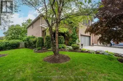 5592 Drive Mississauga Ontario L5R3N4