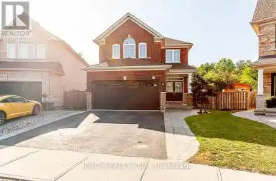 713 Trail Pickering (Village East) Ontario L1X2X5