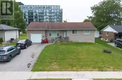 213 Avenue Barrie (Painswick South) Ontario L4N4H2