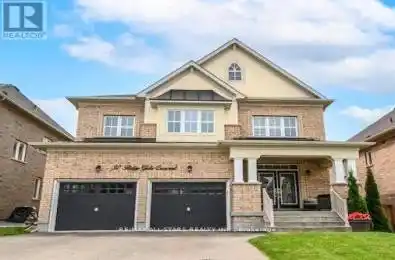 37 Crescent East Gwillimbury (Mt Albert) Ontario L0G1M0