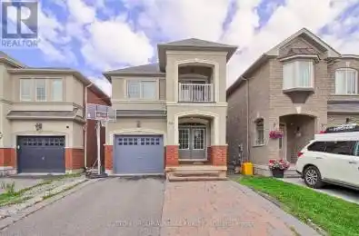 64 Drive Vaughan (Patterson) Ontario L6A0H1