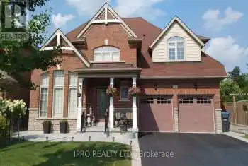 36 Amberglow Court, Brampton (Credit Valley), Ontario L6Y0G8, 2 Bedrooms Bedrooms, ,2 BathroomsBathrooms,All Houses,For Rent,Amberglow,W9299882