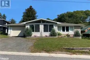 24 FAIRY Avenue, Huntsville, Ontario P1H1G7, 3 Bedrooms Bedrooms, ,2 BathroomsBathrooms,All Houses,For Sale,FAIRY,40640367