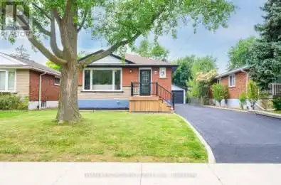 64 Court Hamilton (Hill Park) Ontario L9A3Y4