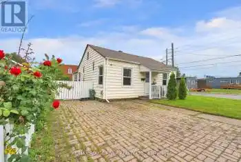 344 Drew Street, Oshawa (Central), Ontario L1H5B1, 3 Bedrooms Bedrooms, ,1 BathroomBathrooms,All Houses,For Sale,Drew,E9302316