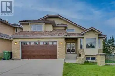 106 Sienna Hills Drive Calgary Alberta T3H2C8