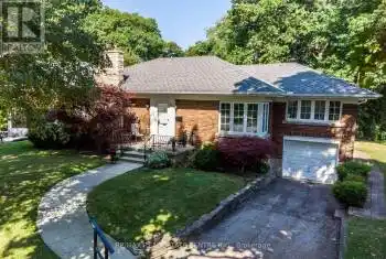 393 River Side Drive, Oakville (Old Oakville), Ontario L6K3N6, 4 Bedrooms Bedrooms, ,2 BathroomsBathrooms,All Houses,For Sale,River Side,W9303872