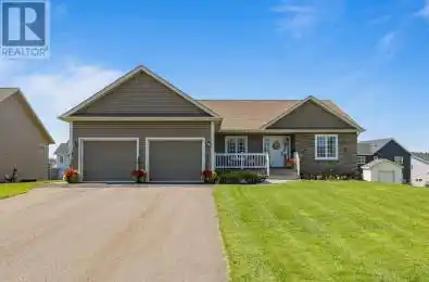 44 Pembroke Crescent Stratford Prince Edward Island C1B0H9