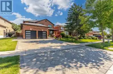 85 Way Vaughan (East Woodbridge) Ontario L4L5B9