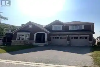 345 Farrell Road, Vaughan (Maple), Ontario L6A0H9, 4 Bedrooms Bedrooms, ,5 BathroomsBathrooms,All Houses,For Rent,Farrell,N9305103