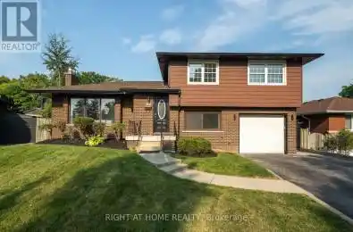 104 Avenue Hamilton (Buchanan) Ontario L9C3S4