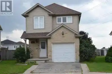 132 Crescent Kitchener Ontario N2E4H3