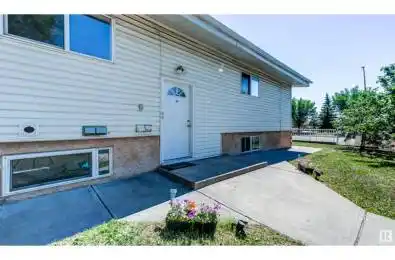 9516 127 AV NW Unit# 9516 Edmonton Alberta T5E0B6