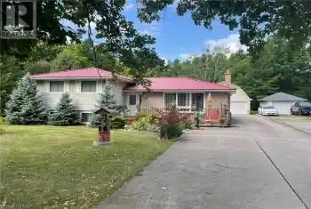 301 MATTHEWS Road, Welland, Ontario L3B5N4, 3 Bedrooms Bedrooms, ,2 BathroomsBathrooms,All Houses,For Sale,MATTHEWS,40641914