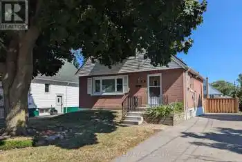 163 East 42nd St, Hamilton, Ontario L8T 3A4, 3 Bedrooms Bedrooms, 6 Rooms Rooms,1 BathroomBathrooms,All Houses,Sold,East 42nd,X9307724