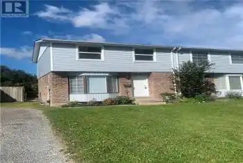 63 TUPPER Drive, Thorold, Ontario L2V4B8, 3 Bedrooms Bedrooms, ,1 BathroomBathrooms,All Houses,For Sale,TUPPER,40644219