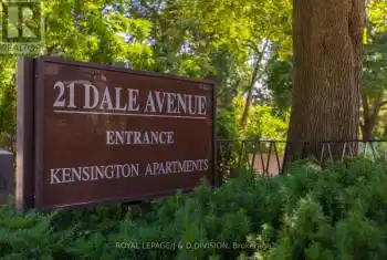 21 Dale Avenue Unit# 723, Toronto (Rosedale-Moore Park), Ontario M4W1K3, 2 Bedrooms Bedrooms, ,1 BathroomBathrooms,Condo,For Sale,Dale,C9309725