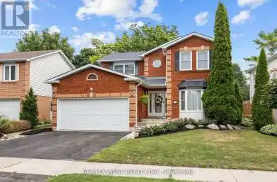 56 Drive Clarington (Bowmanville) Ontario L1C4K8