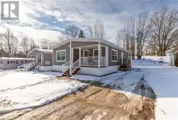 35 SUSSEX Square, Georgian Bluffs, Ontario N4K5N5, 3 Bedrooms Bedrooms, ,2 BathroomsBathrooms,All Houses,For Sale,SUSSEX,40643854