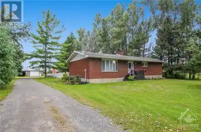 4257 APPLETON SIDE Road Almonte Ontario K0A1A0