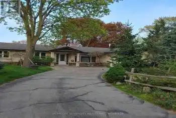 849 Calder Road, Mississauga (Clarkson), Ontario L5J2N6, 4 Bedrooms Bedrooms, ,3 BathroomsBathrooms,All Houses,For Rent,Calder,W9310358